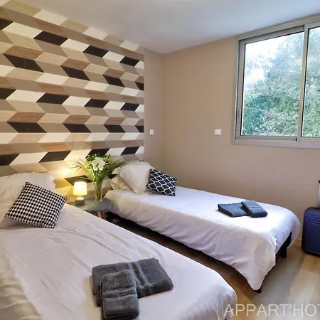 Carteron Hotel apartamentowy Cholet