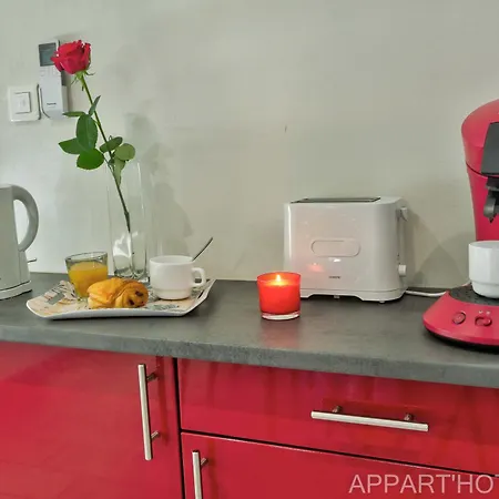 Carteron Hotel apartamentowy