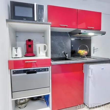 Hotel apartamentowy Carteron 4*