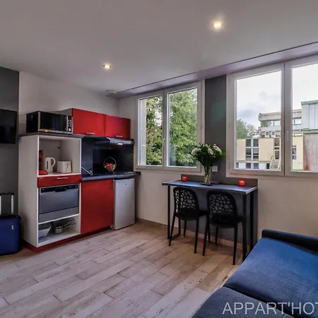 Hotel apartamentowy Carteron Cholet