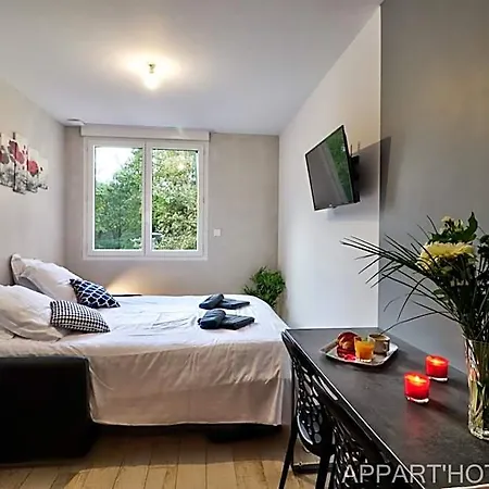 Apart-hotel Carteron Cholet