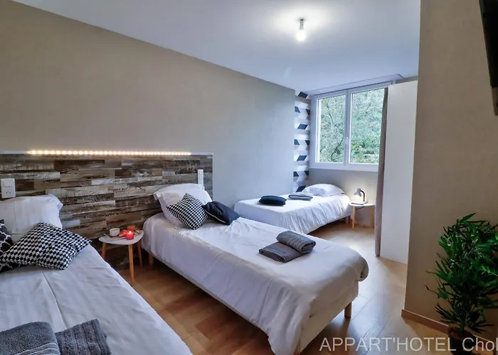 Carteron 4* Шоле