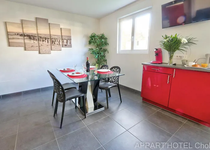 Carteron Apartmanhotel 4*